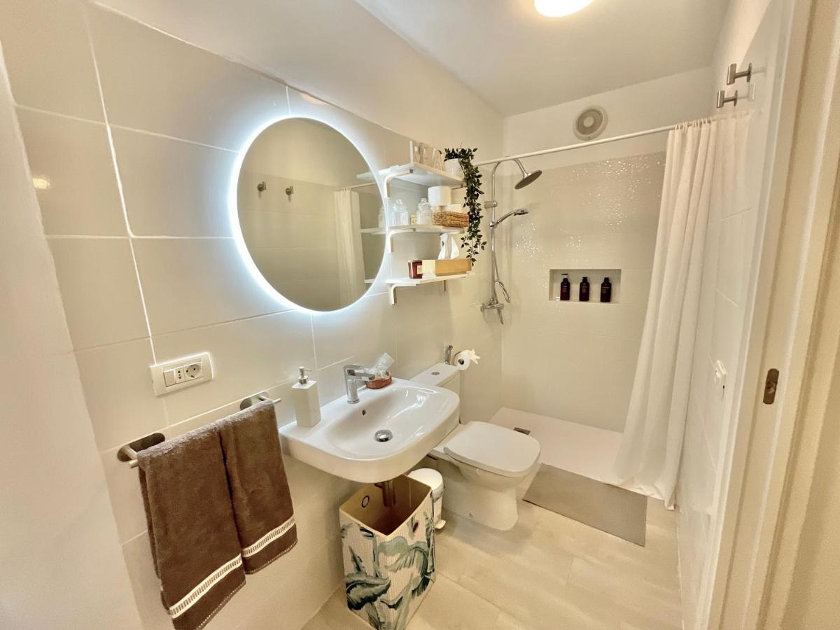 Oasis Brisa Marina Apartment Бахамар Екстериор снимка