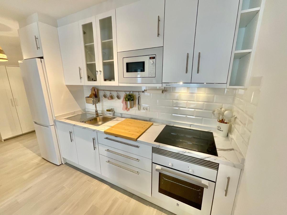 Oasis Brisa Marina Apartment Бахамар Екстериор снимка