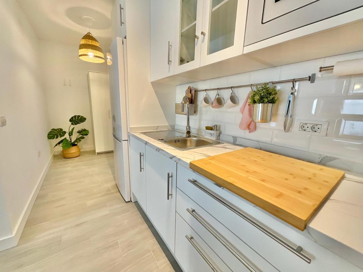 Oasis Brisa Marina Apartment Бахамар Екстериор снимка